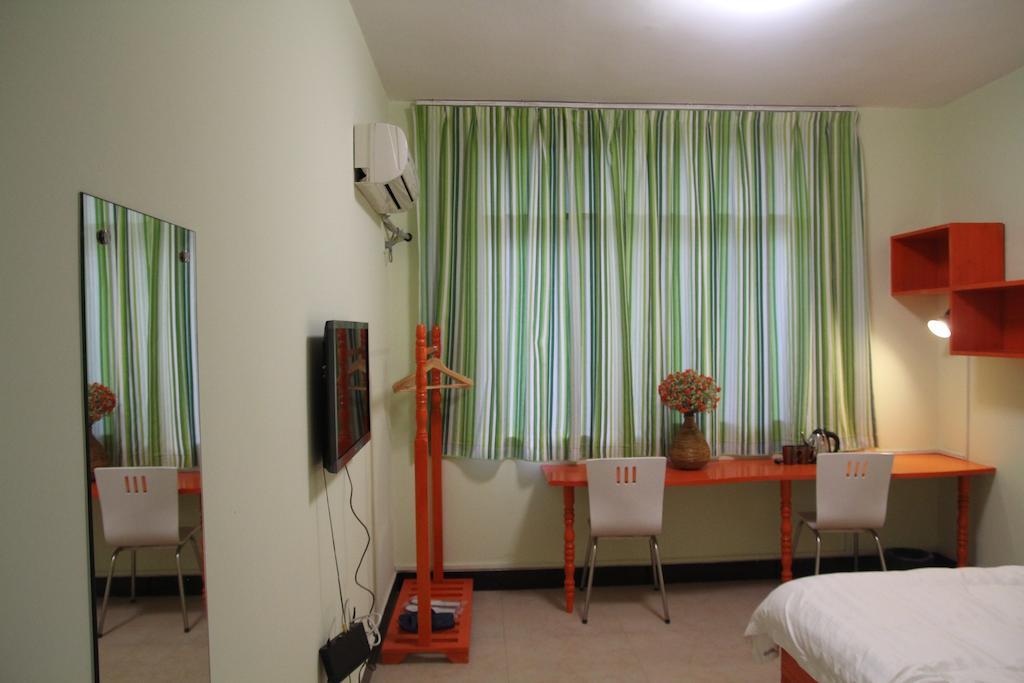 Tiffany Hostel Yangshuo Habitación foto